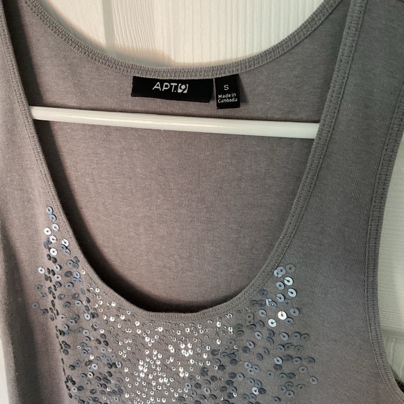 Apt 9 Gray Tank Top with Silver Sequins - Picture 4 of 9